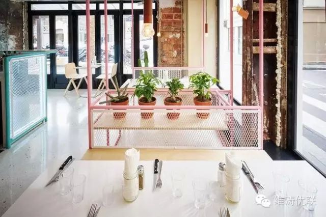 一家巴黎的漢堡店