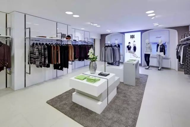 RIANI新概念店設計