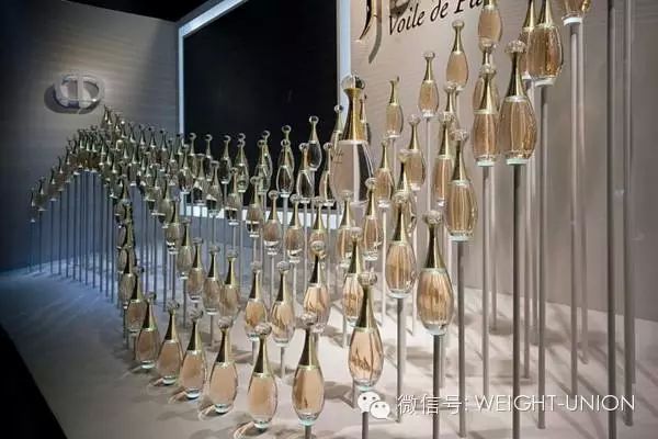 Printemps櫥窗設(shè)計