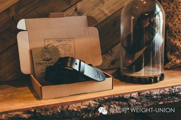 波蘭TRANSMISSION復古商店設計